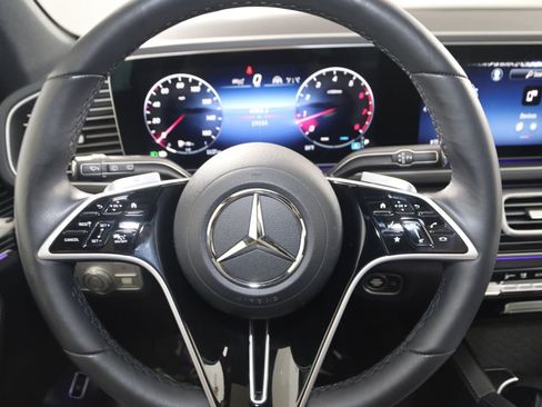 Used 2025 Mercedes-Benz GLE 450 4MATIC image 41