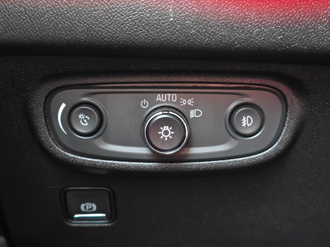 Used 2019 GMC Terrain SLT AWD/4WD image 18