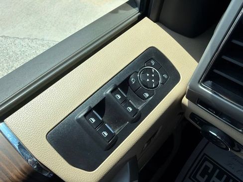 Used 2017 Ford F150 Lariat w/ Equipment Group 502A Luxury AWD/4WD image 23