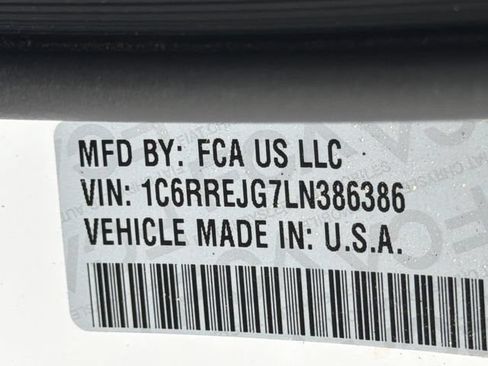 Used 2020 RAM 1500 Laramie RWD image 32