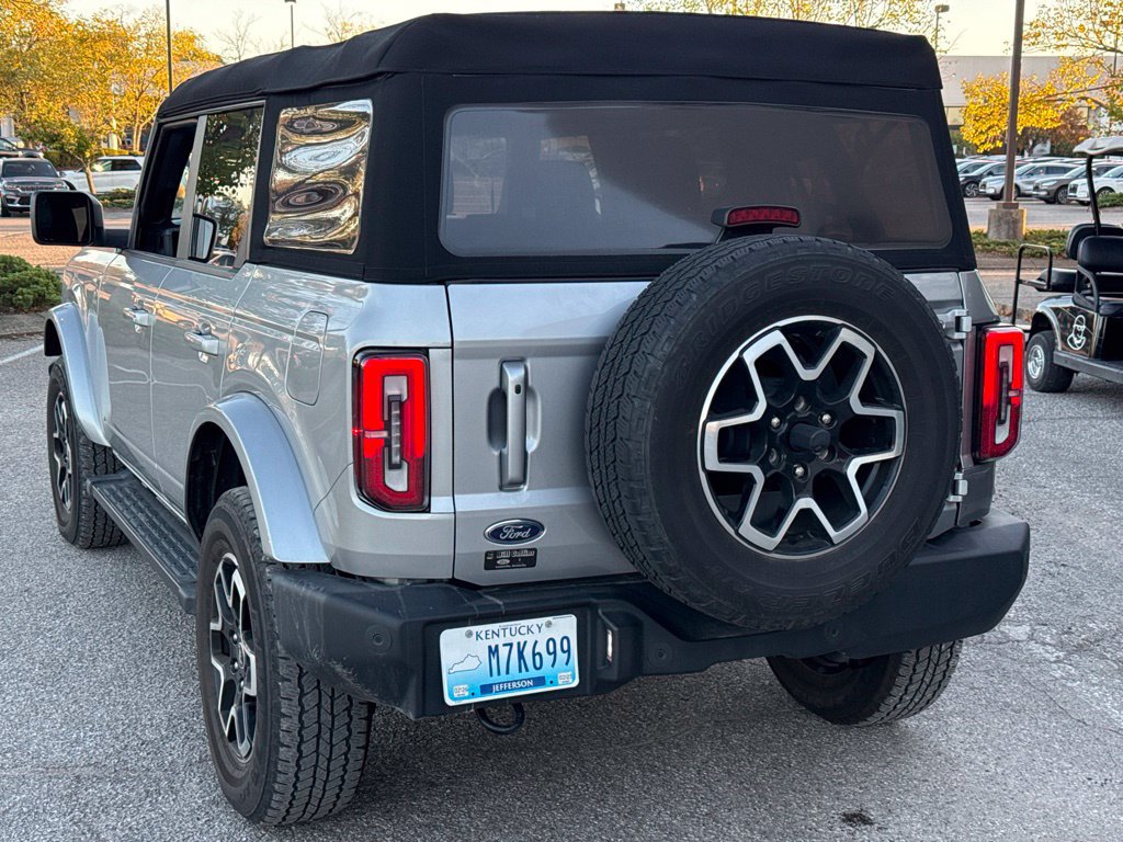 Used 2023 Ford Bronco Outer Banks AWD/4WD image 12