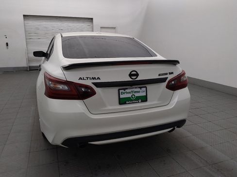 Used 2018 Nissan Altima 2.5 SR w/ SR Midnight Edition FWD image 6