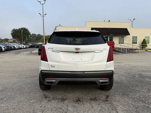 Used 2024 Cadillac XT5 Premium Luxury w/ Technology Package FWD image 6