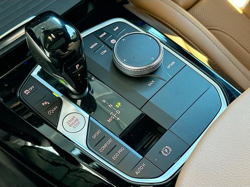 Certified 2024 BMW X3 sDrive30i w/ Premium Package image 17