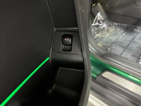 Used 2022 MINI Cooper Countryman S w/ Convenience Package image 23