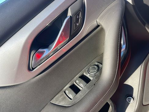 Used 2020 Chevrolet Blazer LT image 10