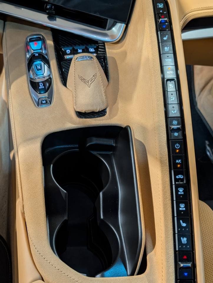 Used 2022 Chevrolet Corvette Stingray Premium Cpe w/ Z51 Performance Package RWD image 14