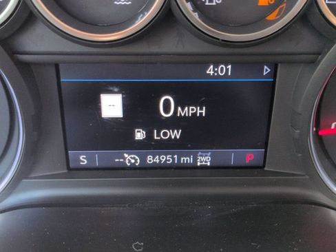 Used 2020 Chevrolet Silverado 1500 LTZ AWD/4WD image 14