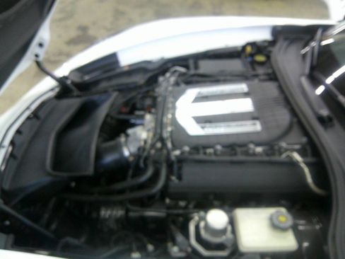 Used 2015 Chevrolet Corvette Z06 w/ 3LZ Preferred Equipment Group RWD image 21