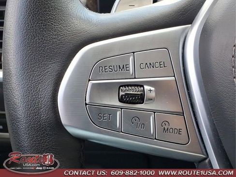 Used 2025 BMW X7 xDrive40i AWD/4WD image 31