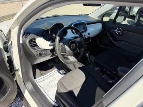 Used 2016 FIAT 500X Easy image 9