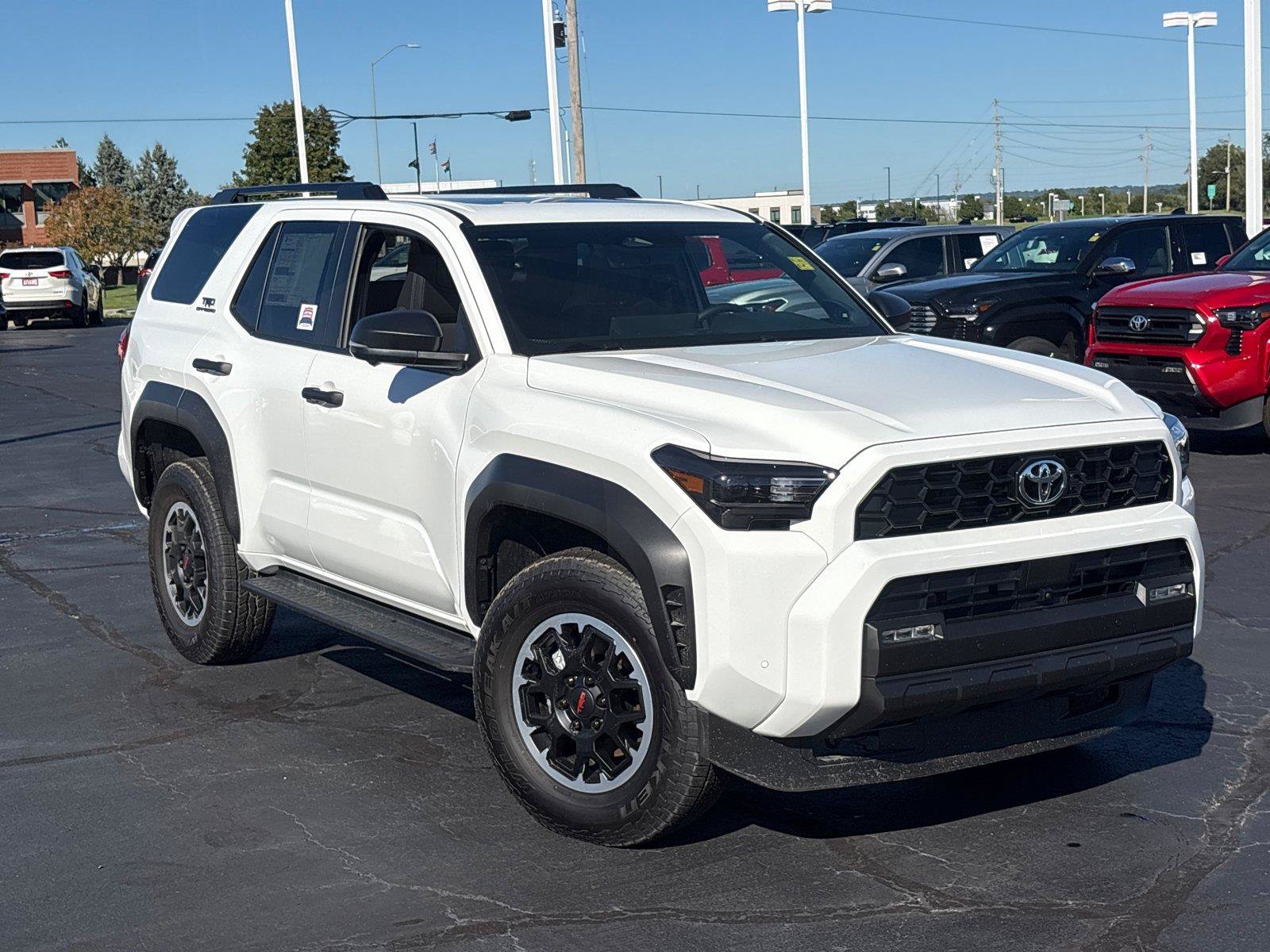 Used 2026 Toyota 4Runner TRD Off-Road Premium AWD/4WD image 2