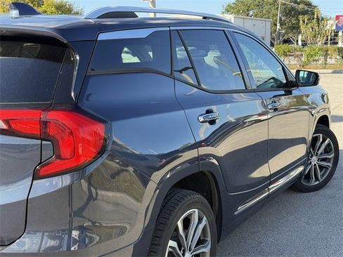 Used 2018 GMC Terrain Denali w/ Advanced Safety Package image 7
