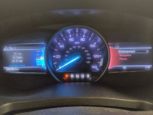 Used 2018 Ford Explorer Limited image 23