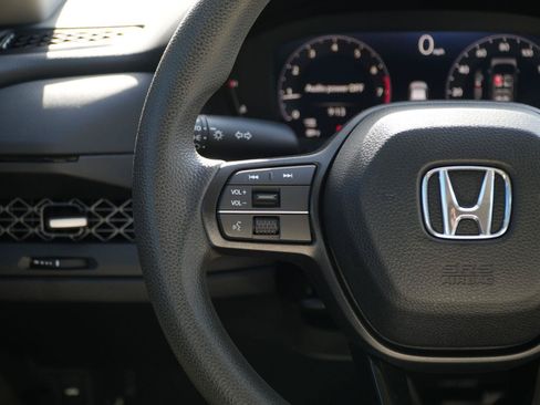 Used 2024 Honda Accord EX image 22