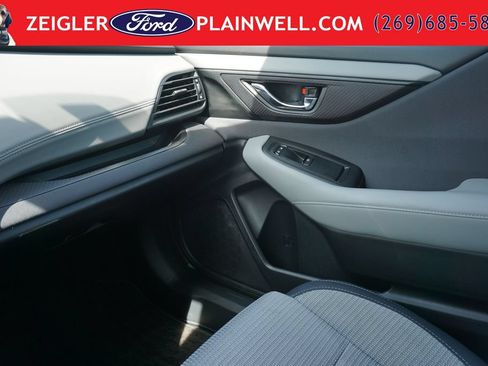 Used 2023 Subaru Outback Premium AWD/4WD image 30