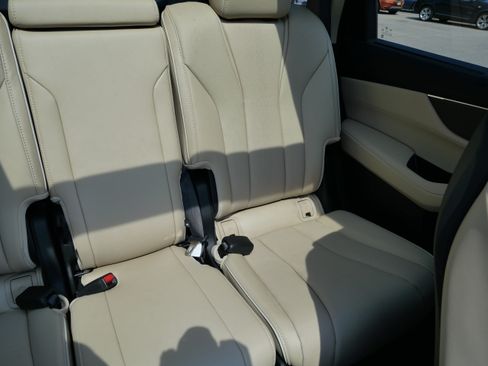Used 2024 Acura MDX SH-AWD w/ Advance Package image 14