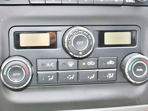 Used 2016 Nissan Frontier SV w/ SV Value Truck Package image 15