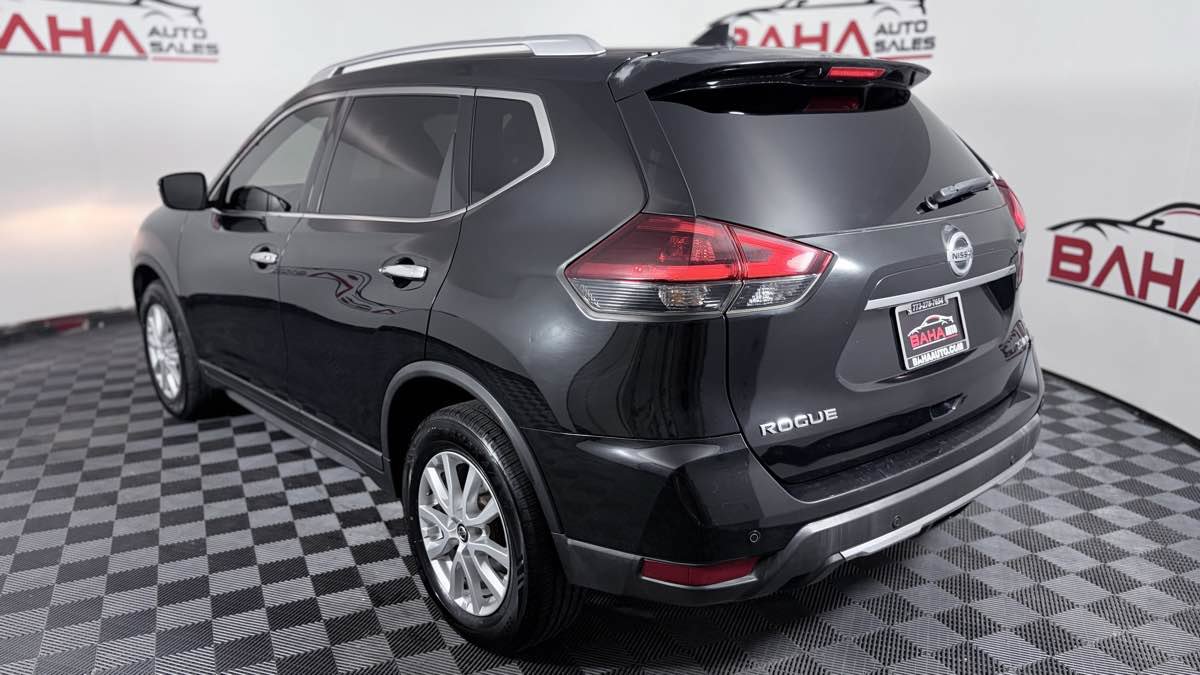 Used 2019 Nissan Rogue SV AWD/4WD image 5