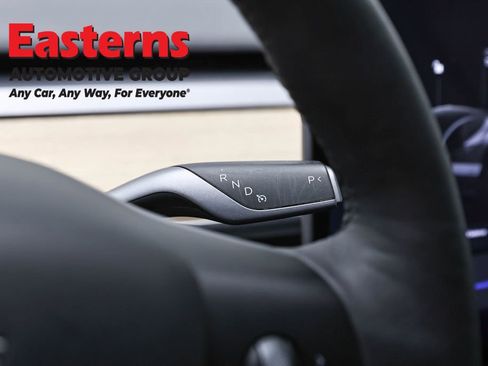 Used 2021 Tesla Model Y Performance image 13