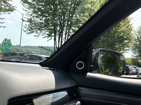Used 2019 Mitsubishi Outlander 4WD Plug-In Hybrid image 17