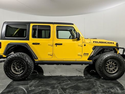 Used 2019 Jeep Wrangler Unlimited Rubicon w/ Cold Weather Group AWD/4WD image 10