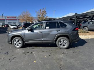 Used 2025 Toyota RAV4 XLE w/ Convenience Package AWD/4WD video 4