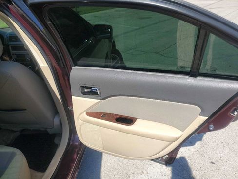 Used 2012 Ford Fusion SEL image 24