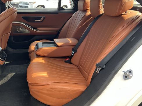 Used 2022 Mercedes-Benz S 500 4MATIC w/ AMG Line Package image 29