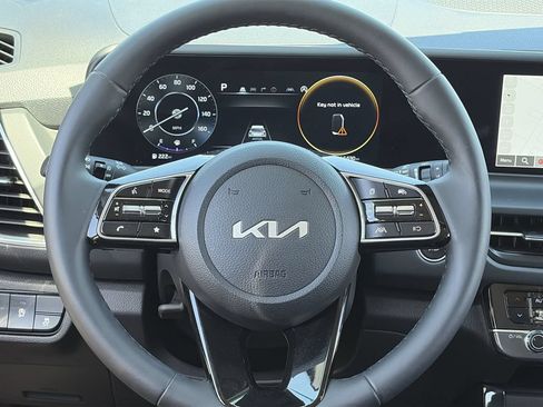 Certified 2025 Kia Seltos EX FWD image 21