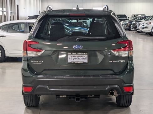 Used 2023 Subaru Forester Limited AWD/4WD image 4