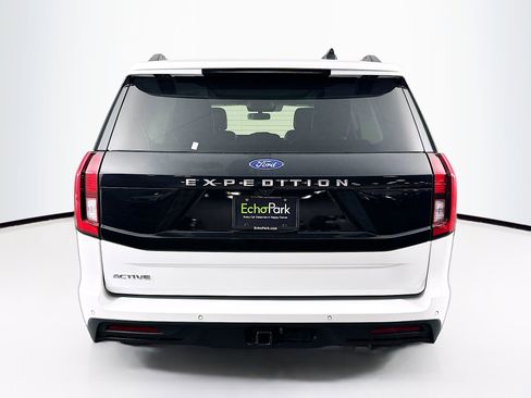 Used 2025 Ford Expedition Active image 7