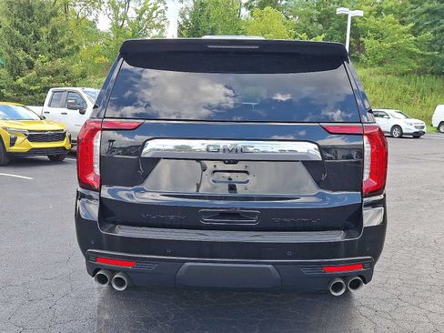 Used 2023 GMC Yukon XL Denali Ultimate AWD/4WD image 6