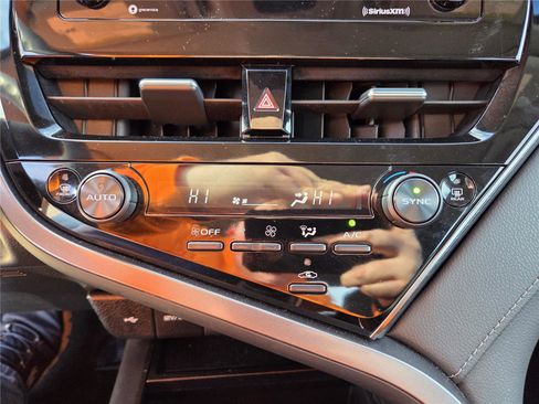 Used 2024 Toyota Camry LE image 16