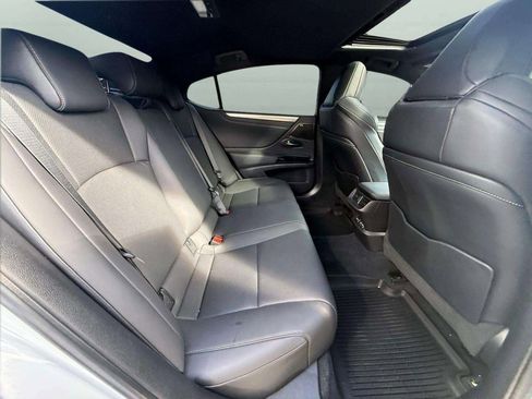 Used 2022 Lexus ES 350 F Sport w/ Accessory Package image 24