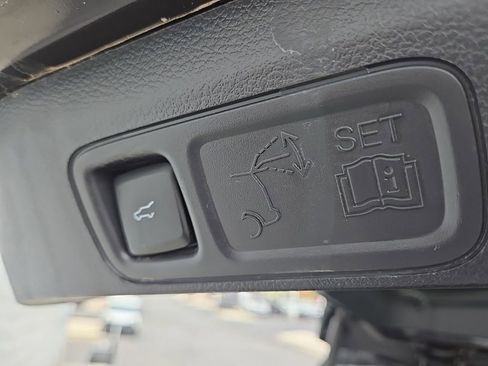 Used 2024 Ford Expedition Limited AWD/4WD image 57