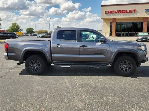 Used 2021 Toyota Tacoma SR5 image 5