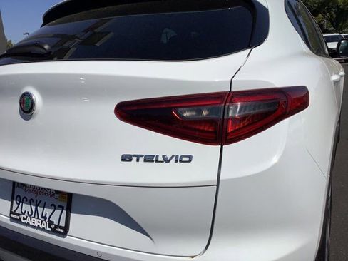 Used 2022 Alfa Romeo Stelvio Ti image 42