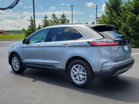 Used 2021 Ford Edge SEL w/ Convenience Package AWD/4WD image 4
