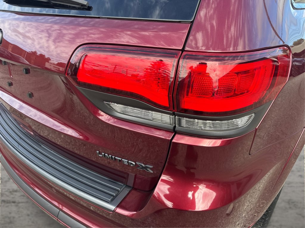 Used 2019 Jeep Grand Cherokee Limited X AWD/4WD image 22