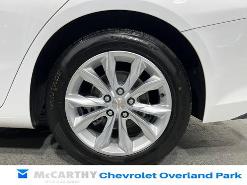 Used 2024 Chevrolet Malibu LT FWD image 31