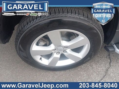 Used 2024 Land Rover Defender 130 S image 24