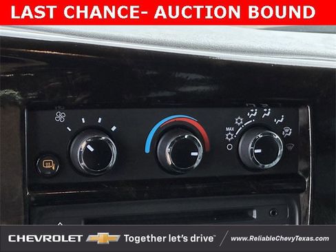 Used 2019 Chevrolet Express 2500 image 23