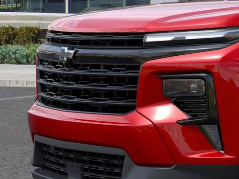New 2026 Chevrolet Traverse LT w/ Midnight/Sport Edition FWD image 13