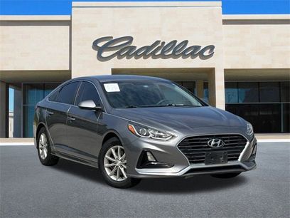 Used 2019 Hyundai Sonata SE w/ Cargo Package