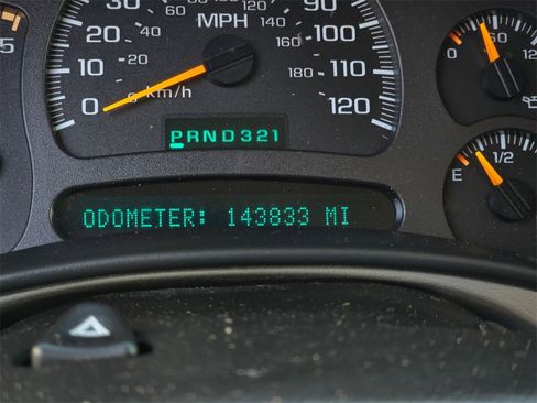 Used 2003 GMC Sierra 2500 SLT w/ SLT Preferred Equipment Group image 65