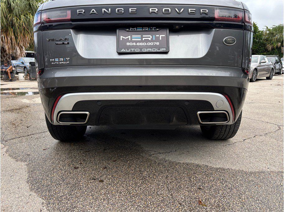 Used 2018 Land Rover Range Rover Velar R-Dynamic SE AWD/4WD image 17