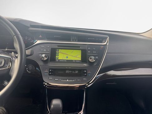 Used 2013 Toyota Avalon XLE Touring image 22
