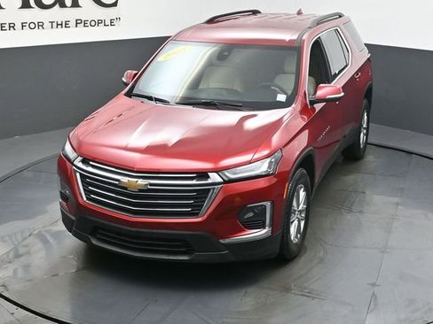 Used 2023 Chevrolet Traverse LT image 22