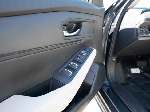 New 2025 Honda Accord LX image 7